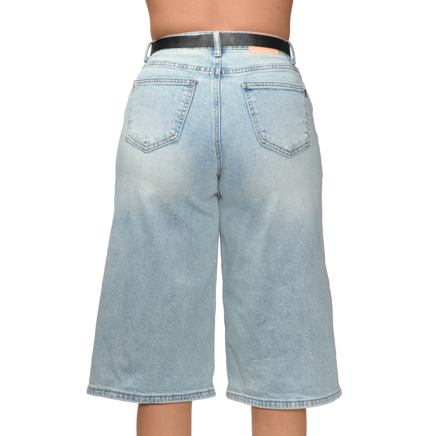 BERMUDA JEANS